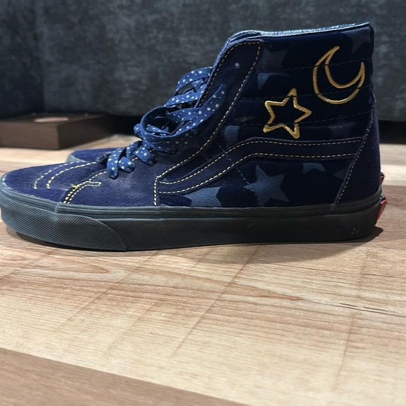 Vans x Disney Mickey Mouse Sorcerer's Apprentice - Picture 5 of 7